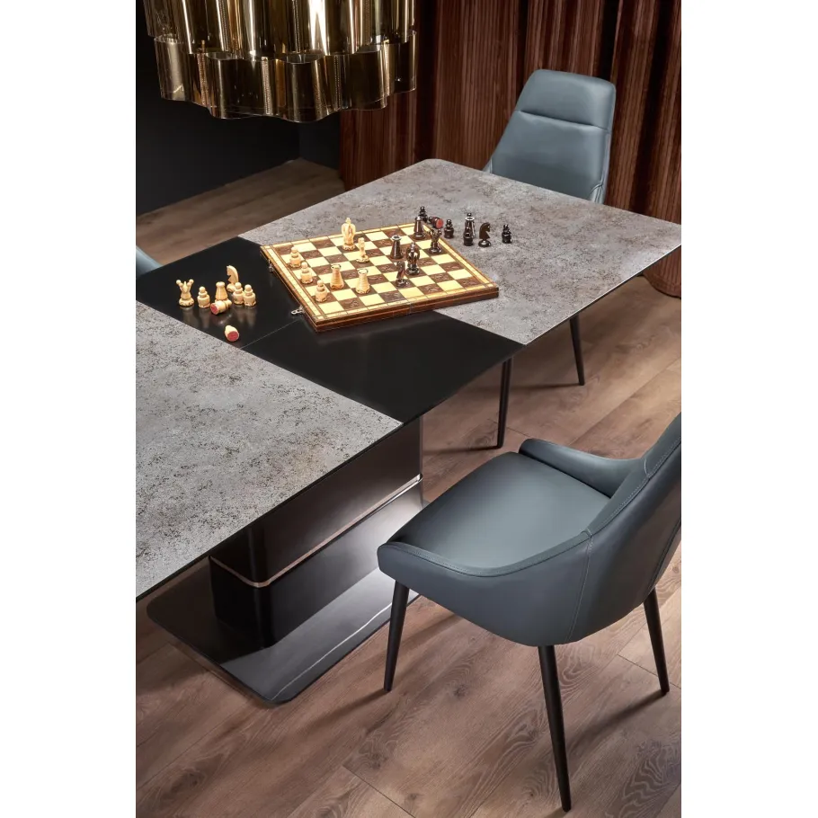 MARTENS ausziehbarer Tisch