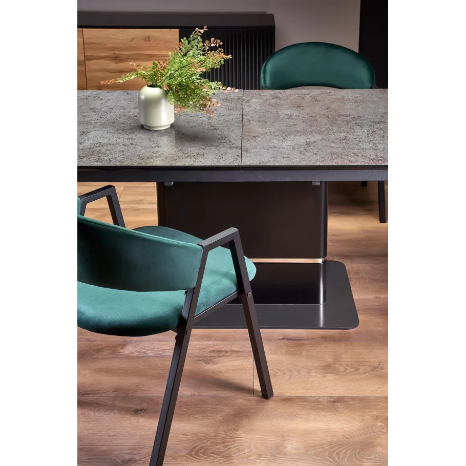 MARTENS ausziehbarer Tisch